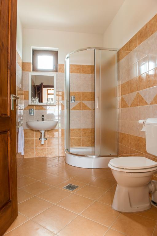 Hotel Lilaakac Vendeghaz Hosszupalyi Exteriér fotografie
