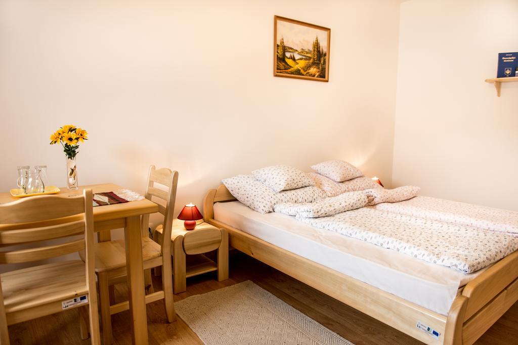 Hotel Lilaakac Vendeghaz Hosszupalyi Exteriér fotografie