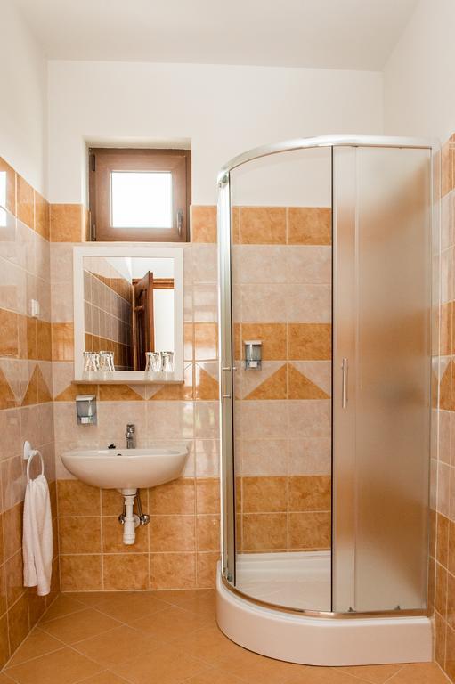 Hotel Lilaakac Vendeghaz Hosszupalyi Exteriér fotografie
