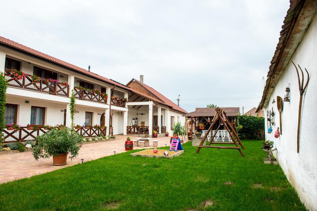 Hotel Lilaakac Vendeghaz Hosszupalyi Exteriér fotografie